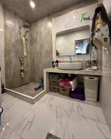 4 սենյականոց բնակարան Բաշինջաղյան փողոցում, 98 ք.մ., կոսմետիկ վերանորոգում