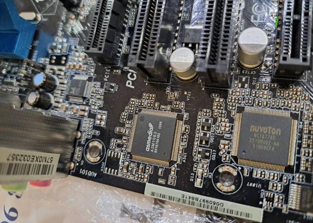 MB Asrock H97M Pro4 պրոֆեսոնալ խաղային մայրական H97 MATHERBOARD mainboard materinka mayrplata mayrakan