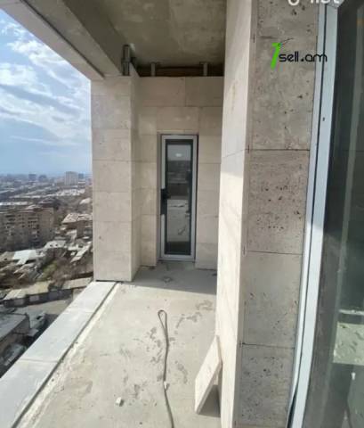 3 սենյականոց բնակարան Մամիկոնյանց փողոցում, 100 քմ, 13/16 հարկ, 2 սանհանգույց, բարձր առաստաղներ