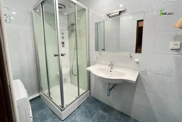 3 սենյականոց բնակարան նորակառույց շենքում Հրաչյա Ներսիսյան փողոցում, 90 քմ, 4/10 հարկ