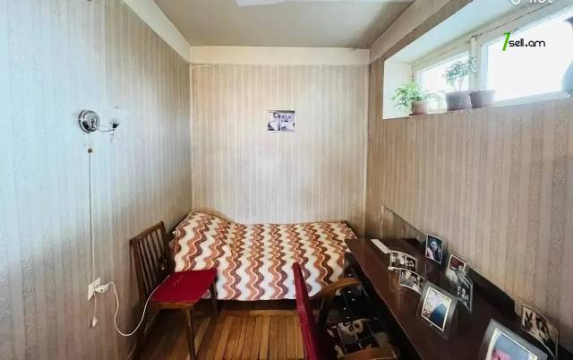 3 սենյականոց բնակարան Բաշինջաղյան փողոցում, 96 ք.մ., մի քանի պատշգամբ, մասնակի վերանորոգում