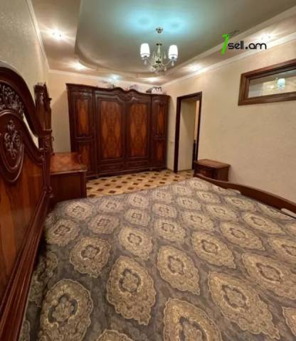 Մեկ հարկանի քարե տուն Ադանայի փողոցում կենտրոնում, 80 քմ, եվրովերանորոգված