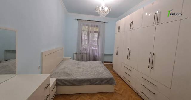 3 սենյականոց բնակարան Կոմիտասի պողոտայում, 110 քմ, 2/4 հարկ, 2 սանհանգույց, մի քանի պատշգամբ