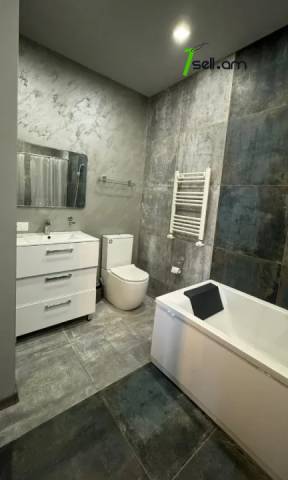 3 սենյականոց բնակարան նորակառույց շենքում Արգիշտի փողոցում, 110 քմ, 2/13 հարկ, 2 սանհանգույց