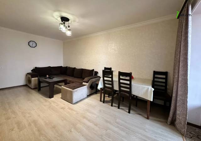 2 սենյականոց բնակարան Թոթովենցի փողոցում, 51 ք.մ., կապիտալ վերանորոգված