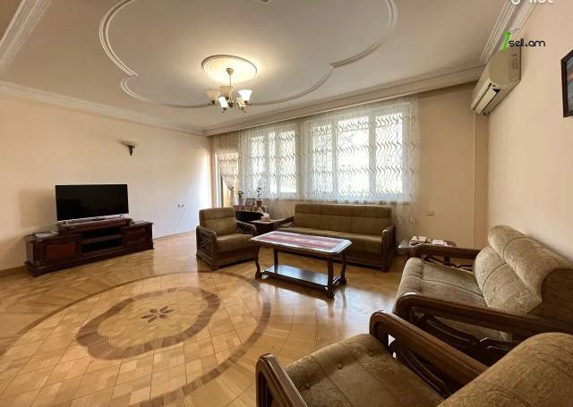 3 սենյականոց բնակարան, Vardanants St, 100 ք.մ., 2 սանհանգույց, բարձր առաստաղներ, 3/5 հարկ