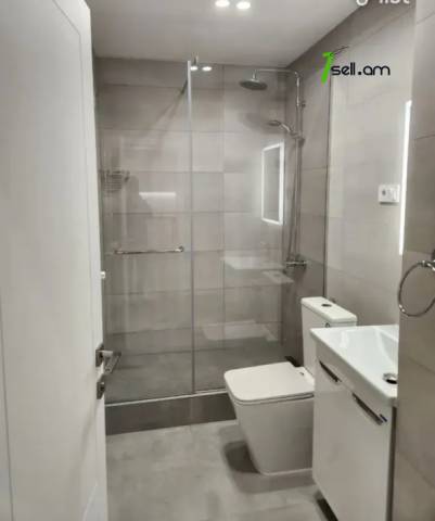 2 սենյականոց բնակարան նորակառույց շենքում, Arzumanyan Street, 60 քմ, 4/12 հարկ, բարձր առաստաղներ