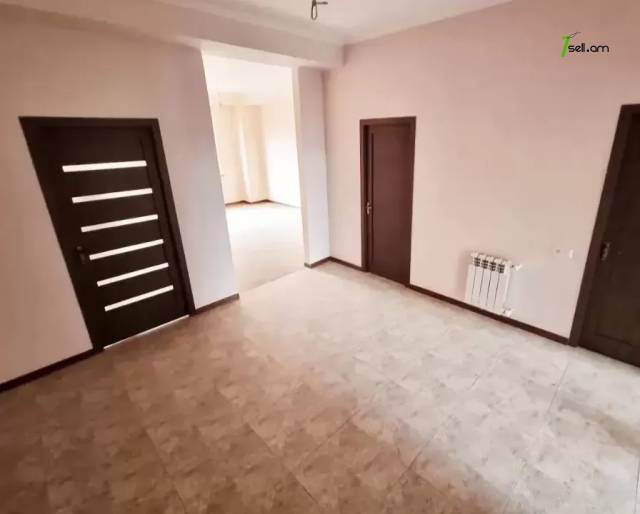 3 սենյականոց բնակարան նորակառույց շենքում Նիկողայոս Ադոնցի փողոցում, 88 ք.մ., 2 սանհանգույց