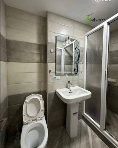 3 սենյականոց բնակարան նորակառույց շենքում Լուսինե Զաքարյան փողոցում, 78 քմ, 2/7 հարկ, 2 սանհանգույց