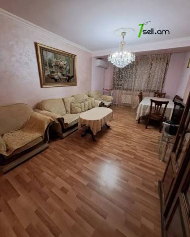 3 սենյականոց բնակարան Թումանյան փողոցում, 90 ք.մ., նախավերջին հարկ, կապիտալ վերանորոգված