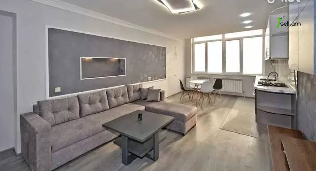 2 սենյականոց բնակարան Կոմիտասի պողոտայում, 51 ք.մ., կապիտալ վերանորոգված, քարե շենք