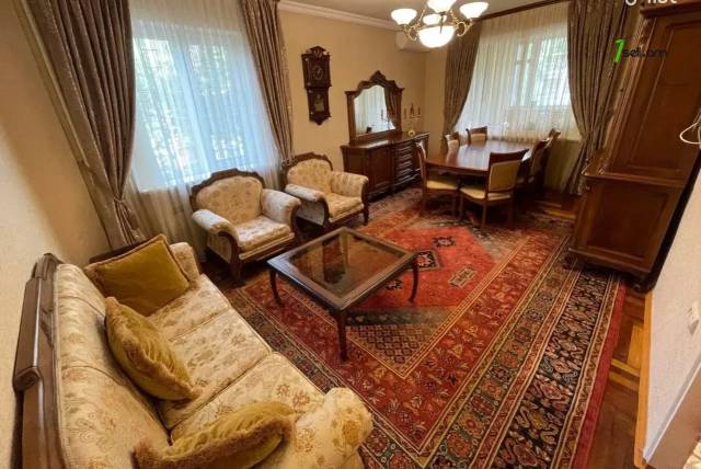 3 սենյականոց բնակարան, Սայաթ-Նովա թաղամաս, 78 քմ, 1/9 հարկ, եվրովերանորոգված