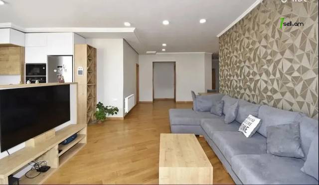 3 սենյականոց բնակարան նորակառույց շենքում Պարույր Սևակի փողոցում, 106 քմ, 10/15 հարկ