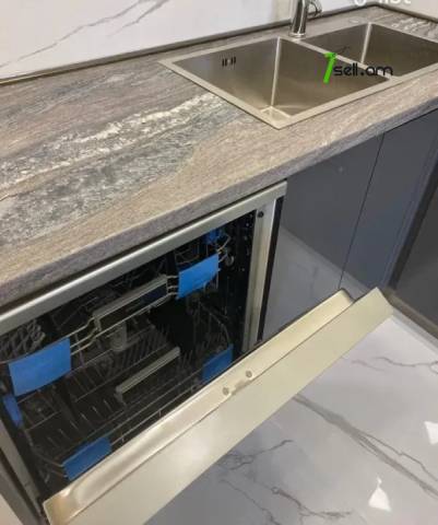 3 սենյականոց բնակարան նորակառույց շենքում Դավիթ Անհաղթի փողոցում, 113 ք.մ., 6/16 հարկ, 2 սանհանգույց