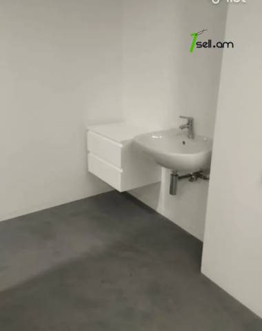 Բազմաֆունկցիոնալ գույք Սայաթ-Նովայի պողոտայում կենտրոնում, 327 ք.մ.