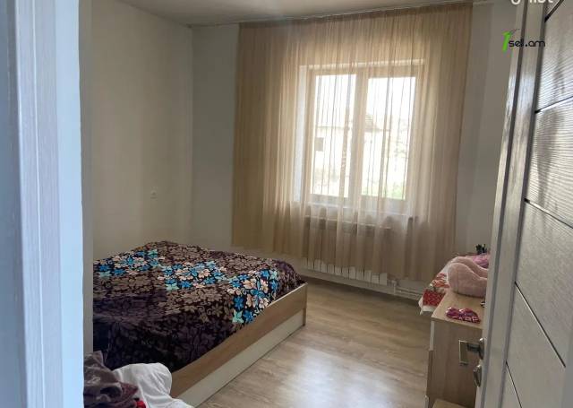 Երկու հարկանի քարե տուն Բագրևանդի փողոցում Ավանում, 150 քմ, 2 սանհանգույց, կոսմետիկ վերանորոգում