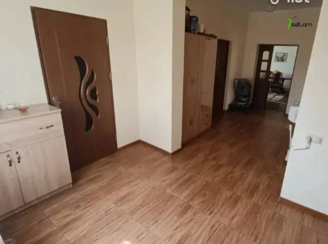 Մեկ հարկանի քարե տուն 1-ին փողոցում Ջրվեժում, 134 ք.մ., կապիտալ վերանորոգված