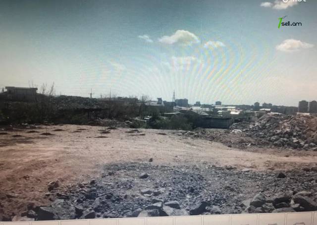 Հողատարածք բնակելի շինությունների համար Սարգիս Լուկաշինի փողոցում Աջափնյակում, 500 ք.մ.