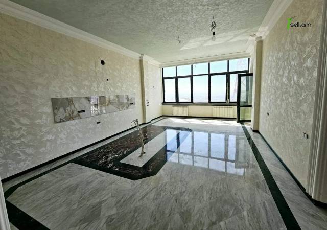 Երեք հարկանի քարե տուն Նորքի 9-րդ փողոցում Նորք Մարաշում, 1400 քմ, 3+ սանհանգույց