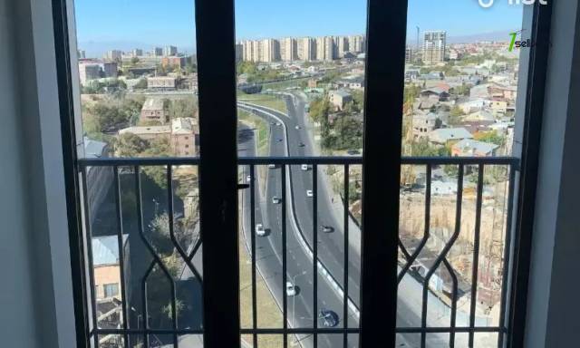Ընդարձակ 4 սենյականոց բնակարան նորակառույց շենքում Անաստաս Միկոյանի փողոցում, 207 ք.մ.
