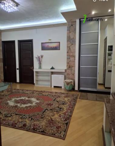 Ընդարձակ 3 սենյականոց բնակարան նորակառույց շենքում Ամիրյան փողոցում, 160 քմ, 9/12 հարկ