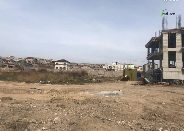 Հողատարածք բնակելի շինությունների համար Լուկաշինի փողոցում Աջափնյակում, 500 ք.մ.