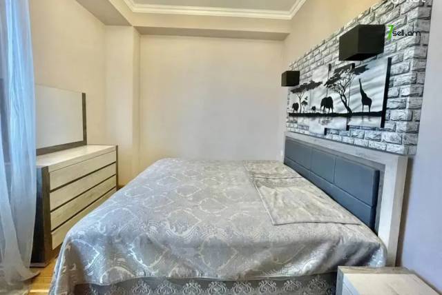 4 սենյականոց բնակարան նորակառույց շենքում Պարույր Սևակի փողոցում, 126 ք.մ., 2 սանհանգույց