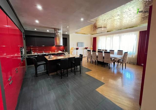 Ընդարձակ 4 սենյականոց բնակարան նորակառույց շենքում Հյուսիսային պողոտայում, 258 քմ, 5/8 հարկ