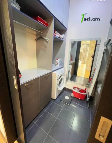 3 սենյականոց բնակարան նորակառույց շենքում Հրաչյա Ներսիսյան փողոցում, 115 քմ, 2 սանհանգույց