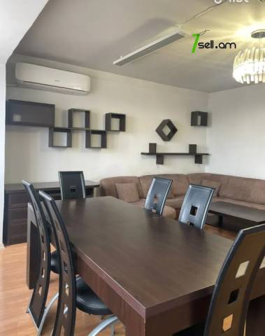 3 սենյականոց բնակարան Պարույր Սևակի փողոցում, 78 քմ, եվրովերանորոգված