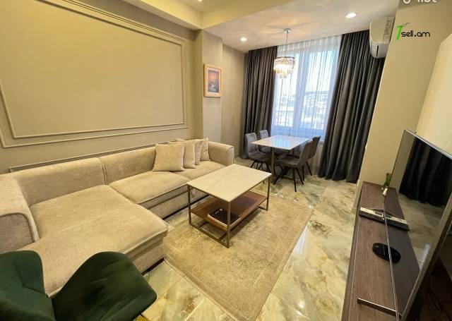 2 սենյականոց բնակարան նորակառույց շենքում Օրբելի եղբայրների փողոցում, 76 ք.մ., 2 սանհանգույց