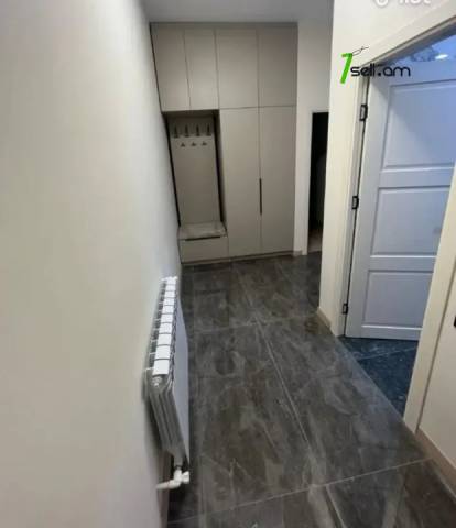 2 սենյականոց բնակարան նորակառույց շենքում Վերին Անտառային փողոցում, 70 քմ, 3/12 հարկ