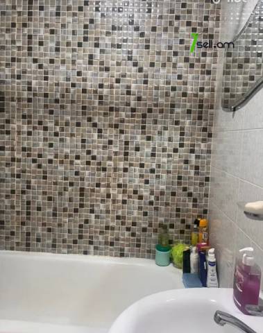 3 սենյականոց բնակարան, Ավան-Առինջ 2-րդ միկրոշրջան, 77 քմ, նախավերջին հարկ, եվրովերանորոգված