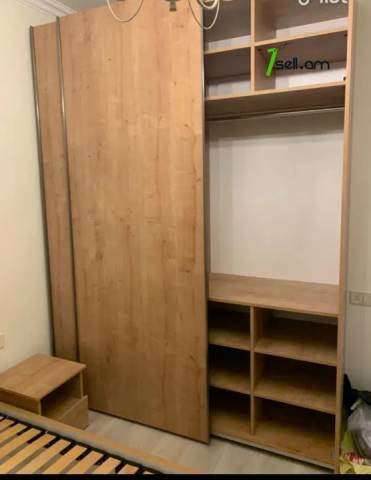 2 սենյականոց բնակարան Արցախի պողոտայում, 55 ք.մ., բարձր առաստաղներ, մի քանի պատշգամբ, 3/5 հարկ