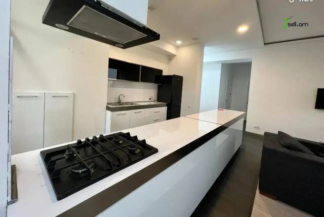 3 սենյականոց բնակարան նորակառույց շենքում Վաղարշ Վաղարշյան փողոցում, 85 ք.մ., 2 սանհանգույց