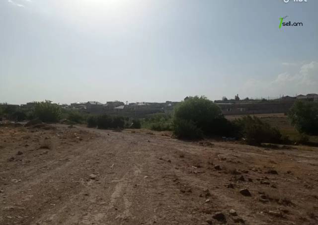 Գյուղատնտեսական հողատարածք Պռոշյանում, 2070 ք.մ.