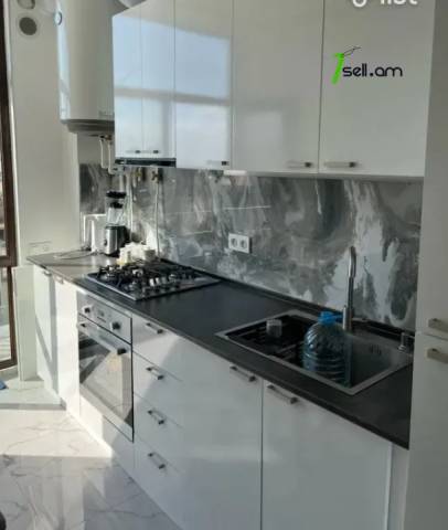 3 սենյականոց բնակարան նորակառույց շենքում Մինսկի փողոցում, 63 քմ, նախավերջին հարկ, եվրովերանորոգված