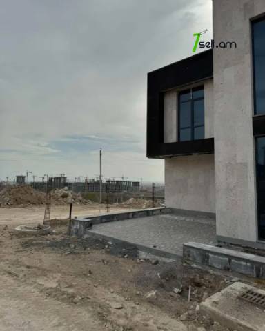Երկու հարկանի տուն, Գ-1 թաղամաս Աջափնյակում, 125 քմ, 3+ սանհանգույց
