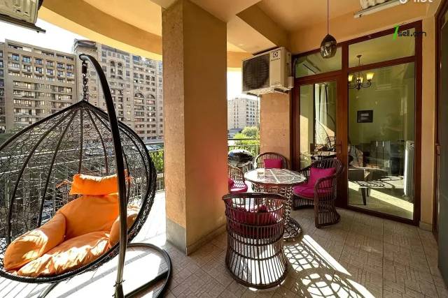 3 սենյականոց բնակարան նորակառույց շենքում Արամի փողոցում, 143 քմ, 4/13 հարկ, 2 սանհանգույց