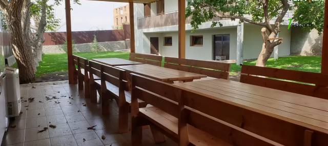 Երկու հարկանի քարե տուն Արաբկիրում, 1100 ք.մ., մասնակի վերանորոգում