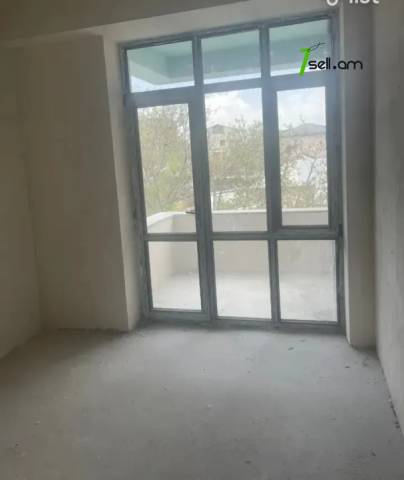 4 սենյականոց բնակարան նորակառույց շենքում Մարշալ Խուդյակովի փողոցում, 140 քմ, 2/14 հարկ