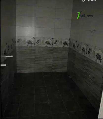 4 սենյականոց բնակարան նորակառույց շենքում Մոնթե Մելքոնյան փողոցում, 121 ք.մ., 3/16 հարկ