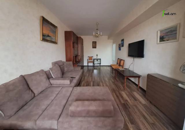 2 սենյականոց բնակարան Հին Երևանցու փողոցում, 70 ք.մ., 6/11 հարկ, կապիտալ վերանորոգված