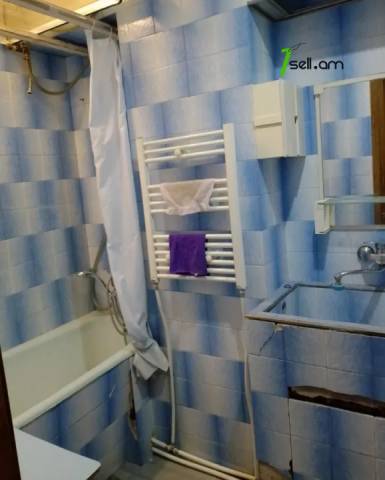 3 սենյականոց բնակարան Ամիրյան փողոցում, 78 ք.մ., 1/9 հարկ