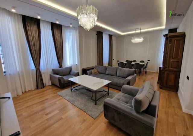 Երկու հարկանի քարե տուն, Նոյ թաղամաս Մալաթիա Սեբաստիայում, 770 քմ, 3+ սանհանգույց