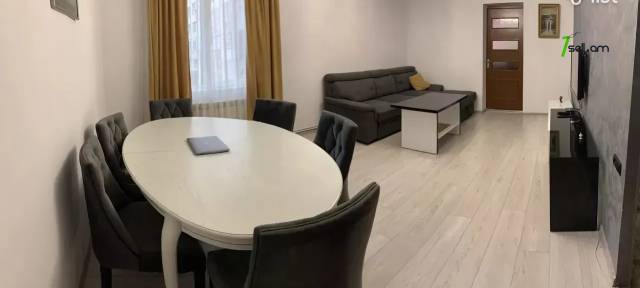 3 սենյականոց բնակարան, Աթոյան փողոցի նրբանցք, 80 ք.մ., 2/9 հարկ, կապիտալ վերանորոգված