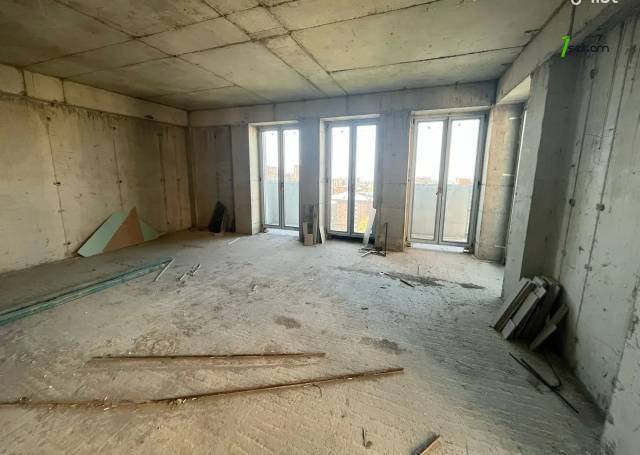 4 սենյականոց բնակարան նորակառույց շենքում Գյուլբենկյան փողոցում, 130 ք.մ., 9/16 հարկ, 2 սանհանգույց