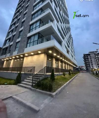 4 սենյականոց բնակարան նորակառույց շենքում Կարապետ Ուլնեցու փողոցում, 133 ք.մ., 9/16 հարկ