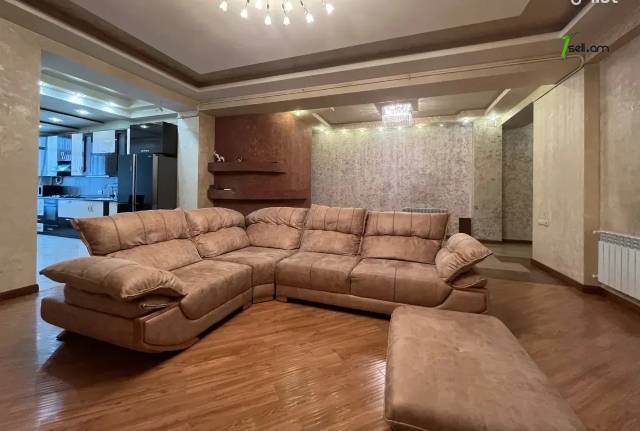 3 սենյականոց բնակարան նորակառույց շենքում Եկմալյան փողոցում, 114 քմ, 3/10 հարկ, 2 սանհանգույց