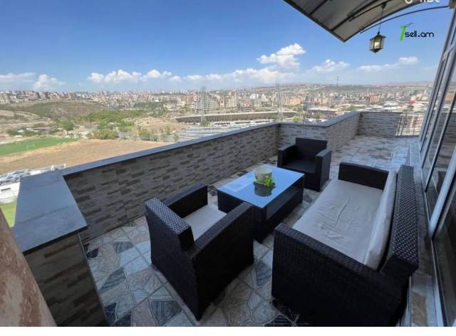 Ընդարձակ 3 սենյականոց բնակարան նորակառույց շենքում, Ծիծեռնակաբերդի խճուղի, 183 ք.մ., 7/12 հարկ